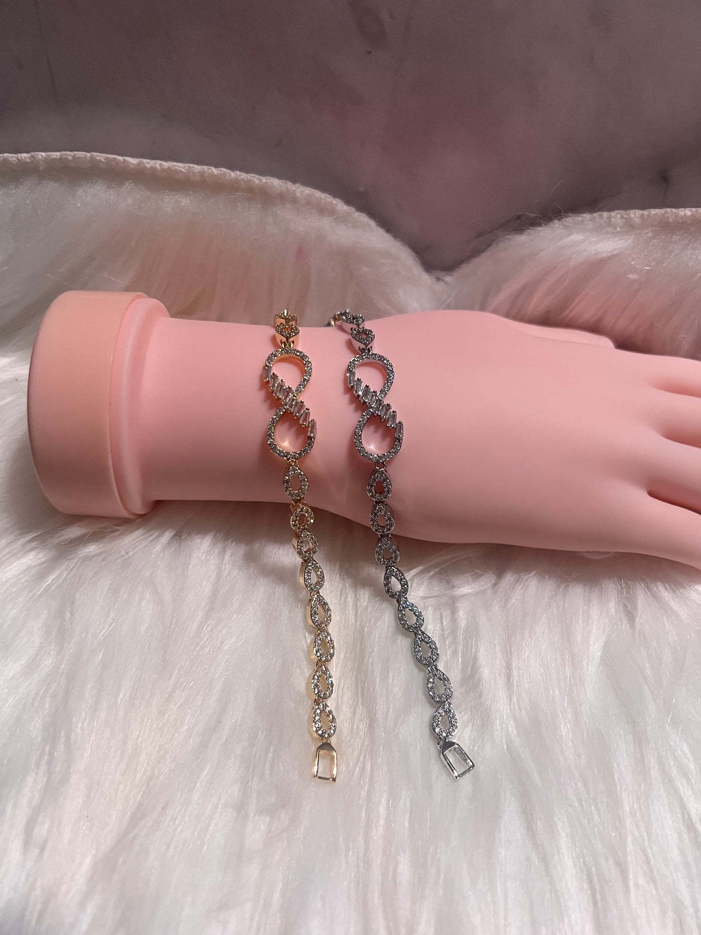Pulsera de tenis infinita