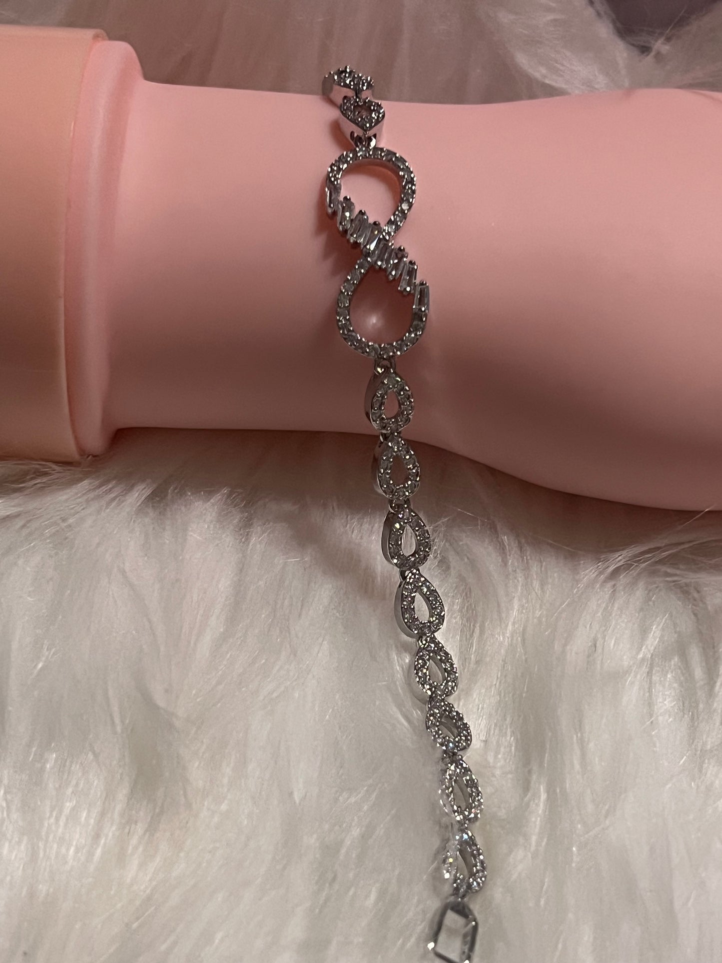 Pulsera de tenis infinita