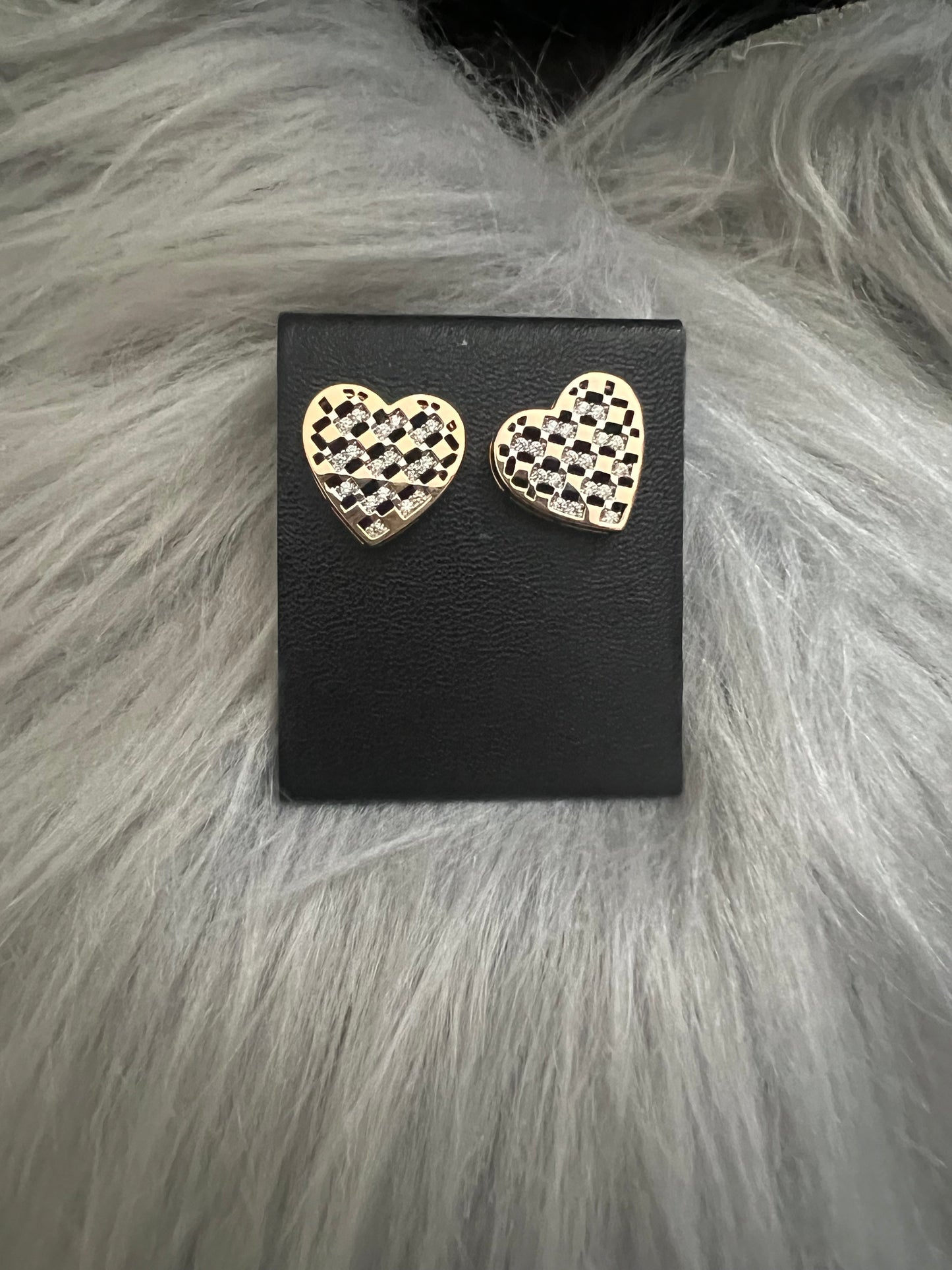 Pendientes de diamantes en forma de corazón