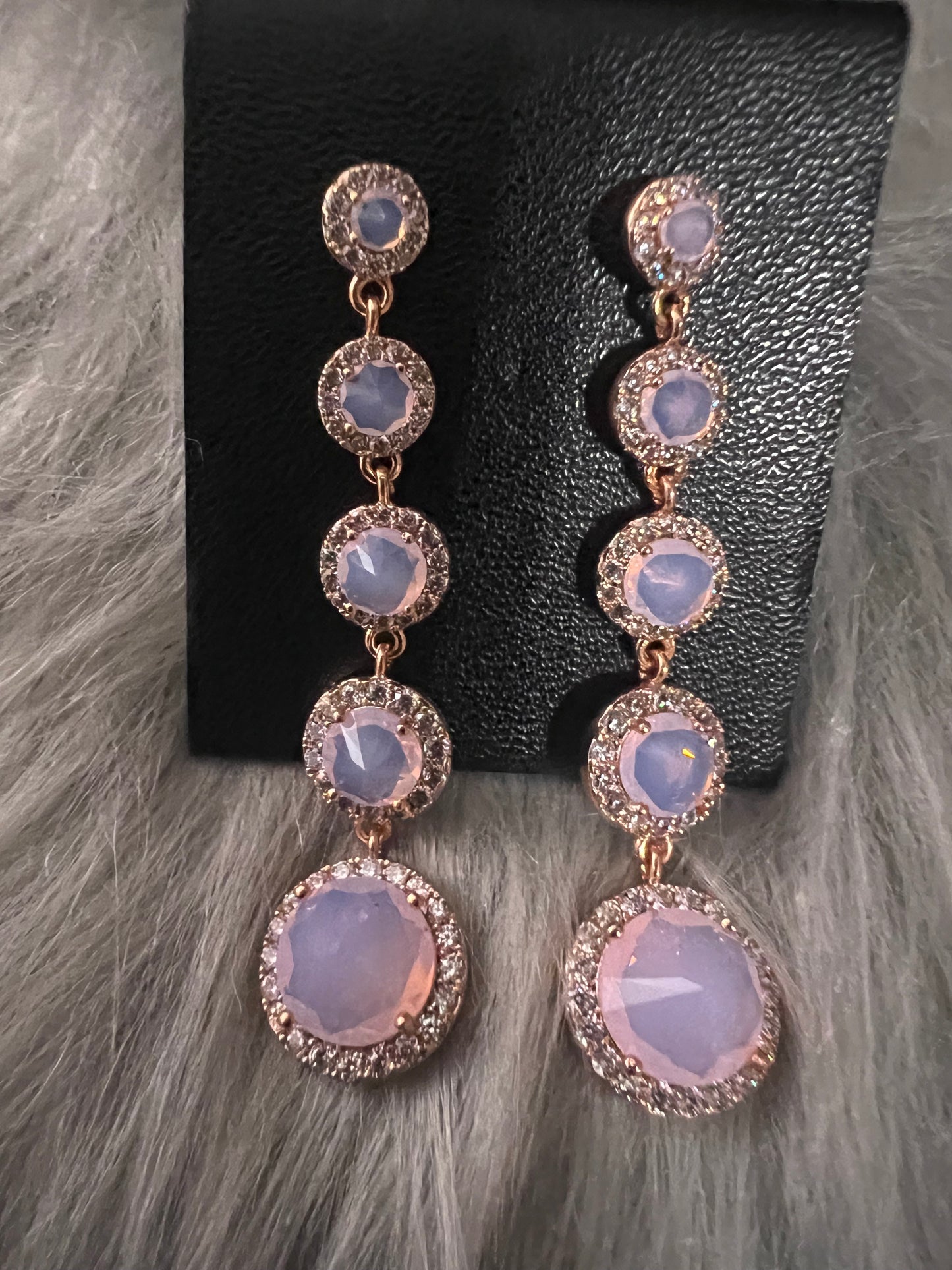 Gotas de color rosa glamurosas