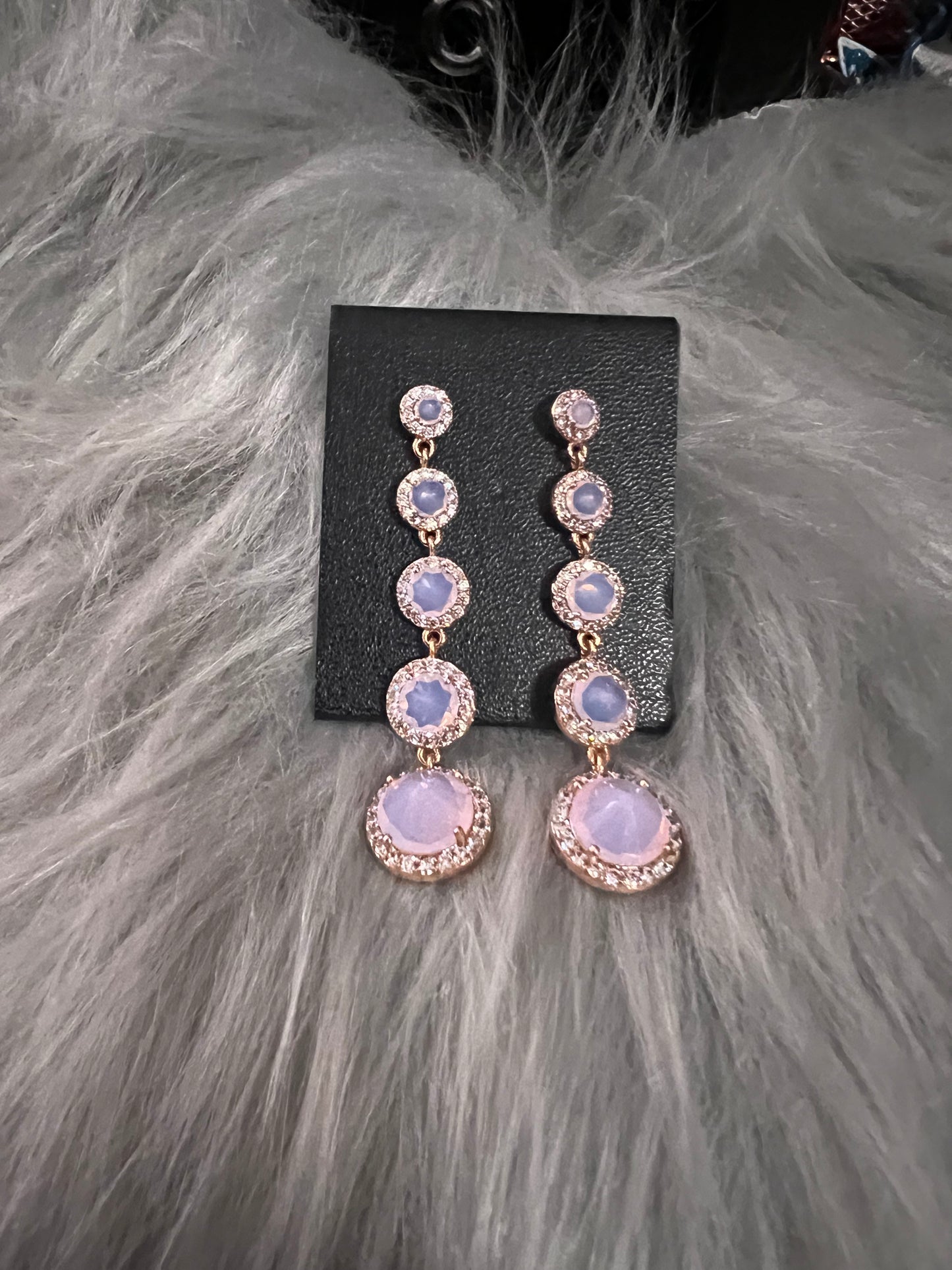 Gotas de color rosa glamurosas