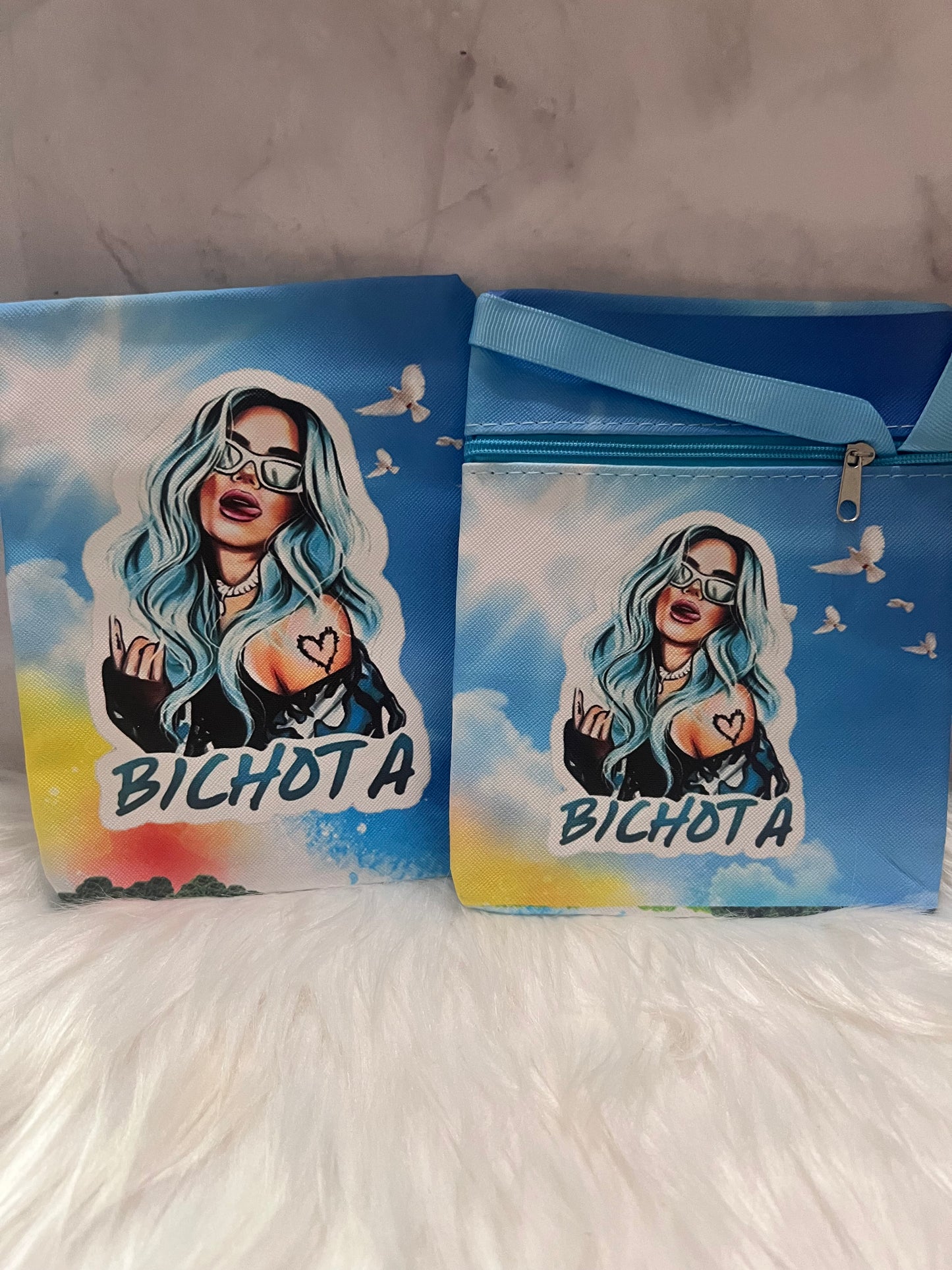 Bolsos bandolera Karol G