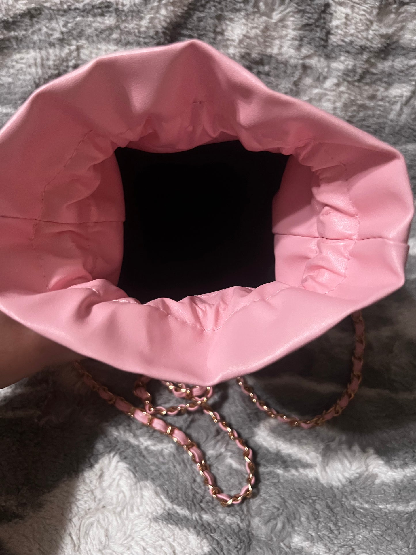 Los lindos bolsos cúbicos CC de Chantel