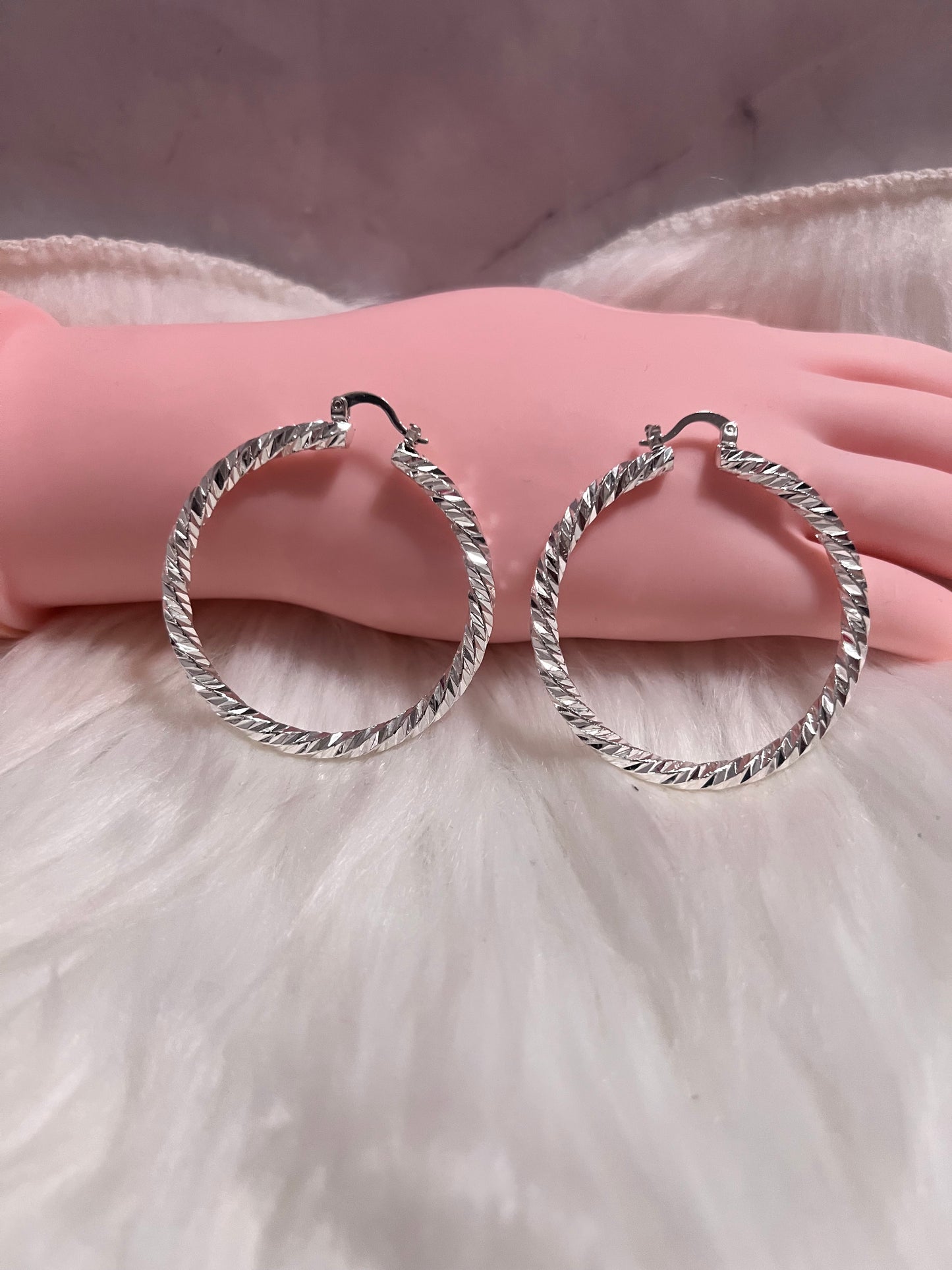 Pendientes de aro trenzado de plata