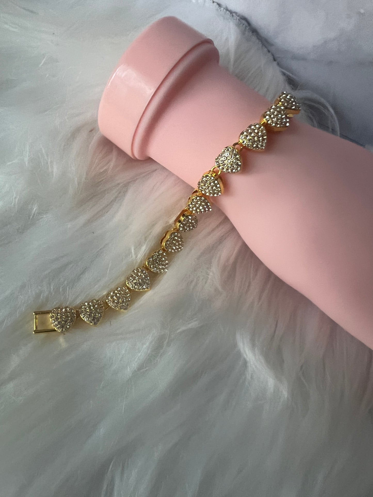 Pulsera de corazón grueso