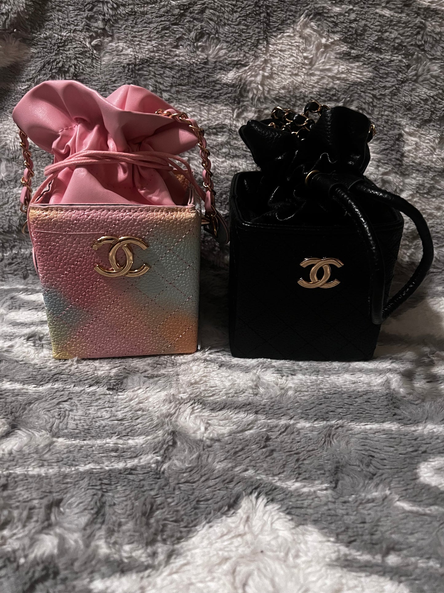 Los lindos bolsos cúbicos CC de Chantel