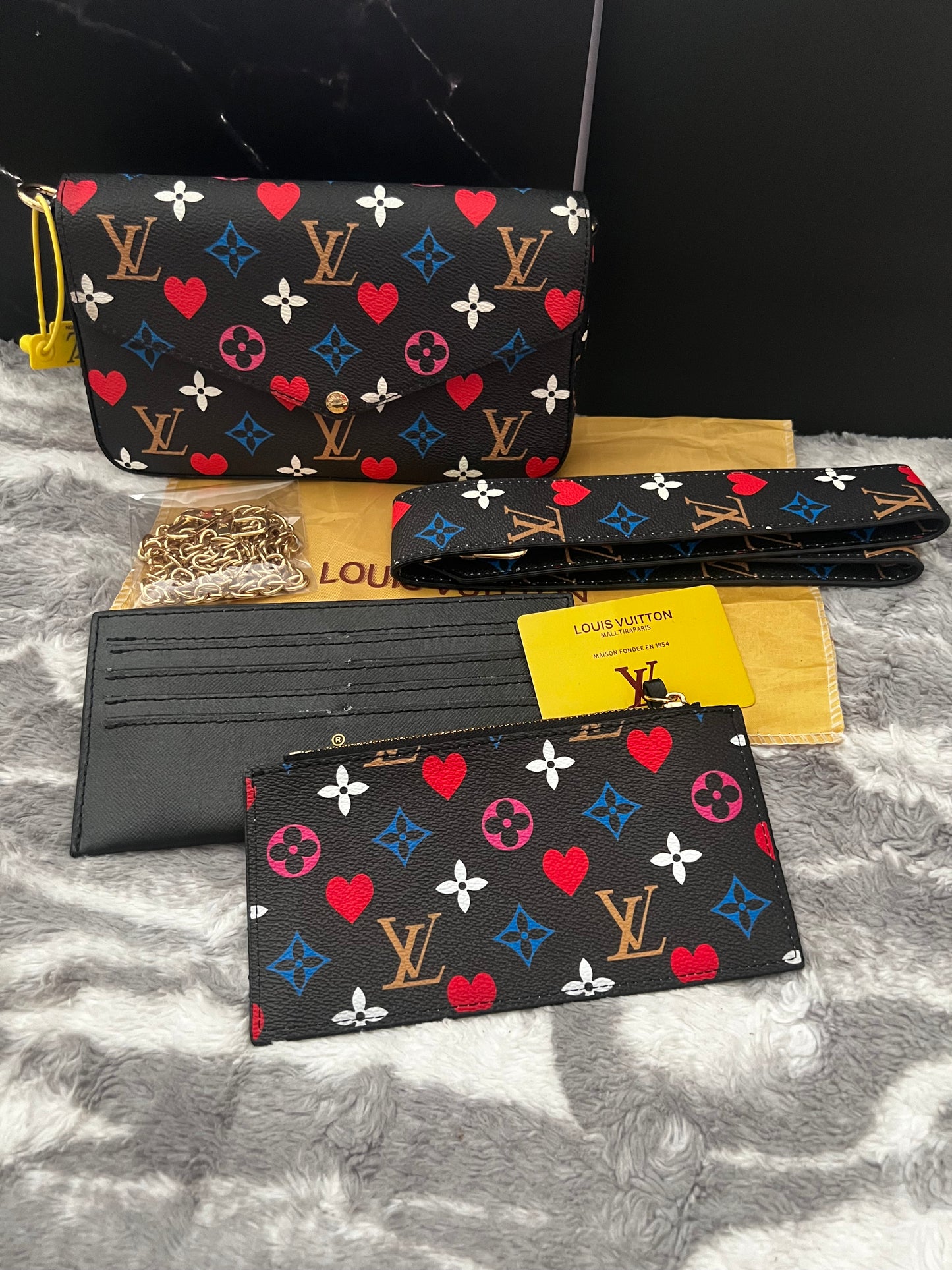 Lucys 5pc Multi Color Pattern LV Bags