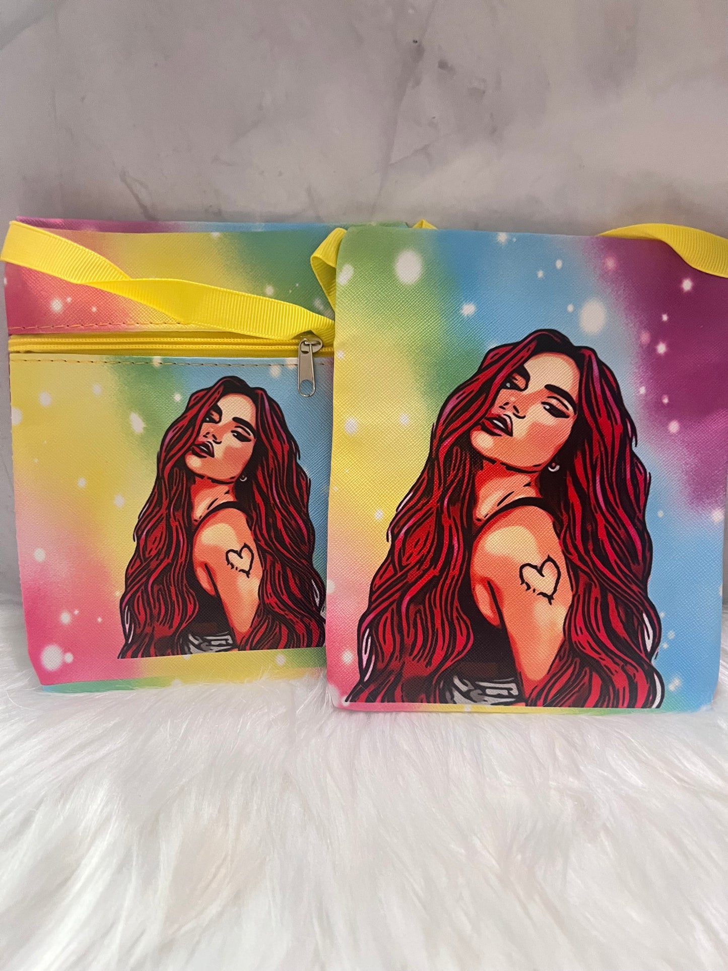 Bolsos bandolera Karol G