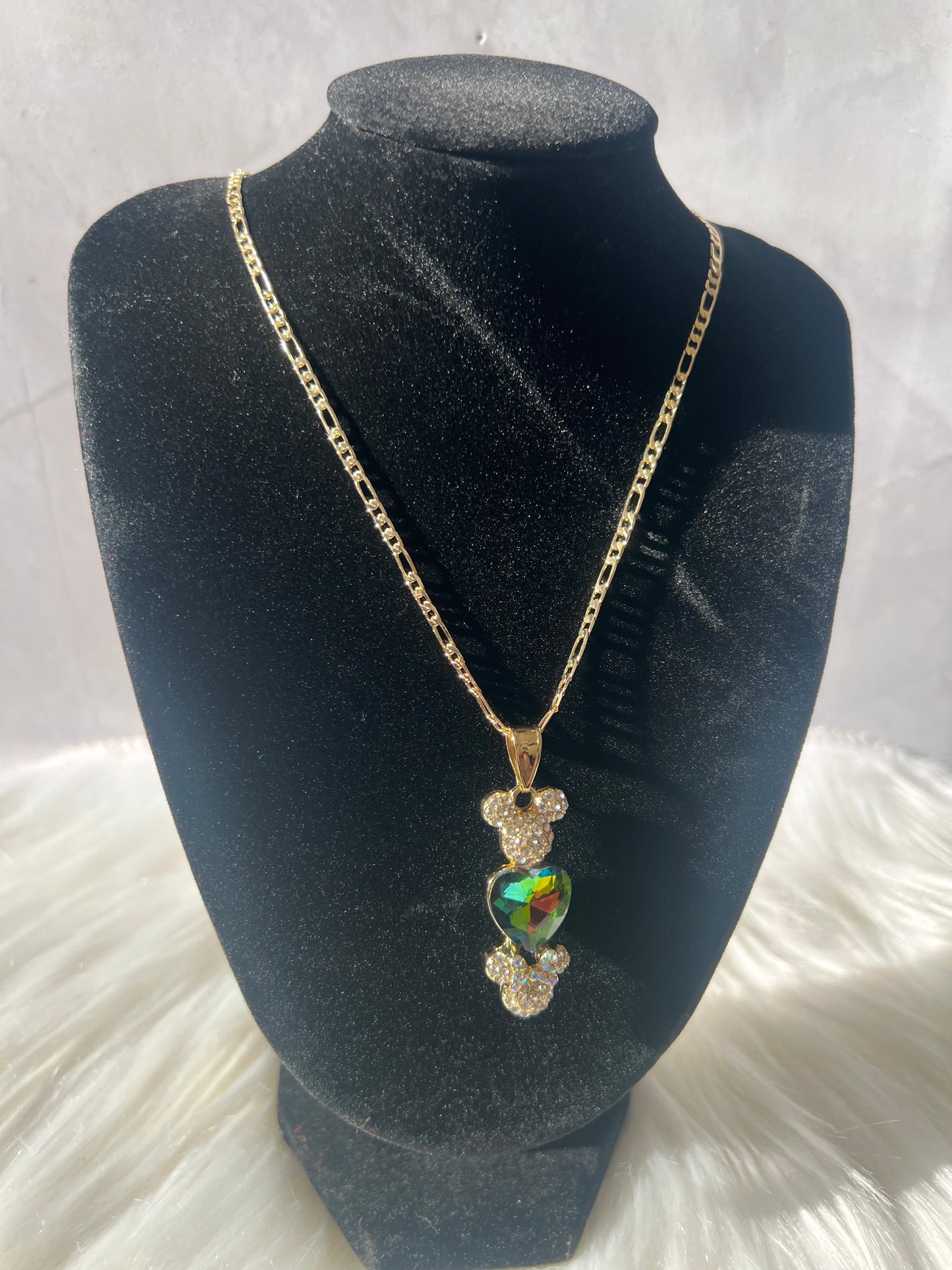 Collar de corazón de Minnie y Mickey dorado