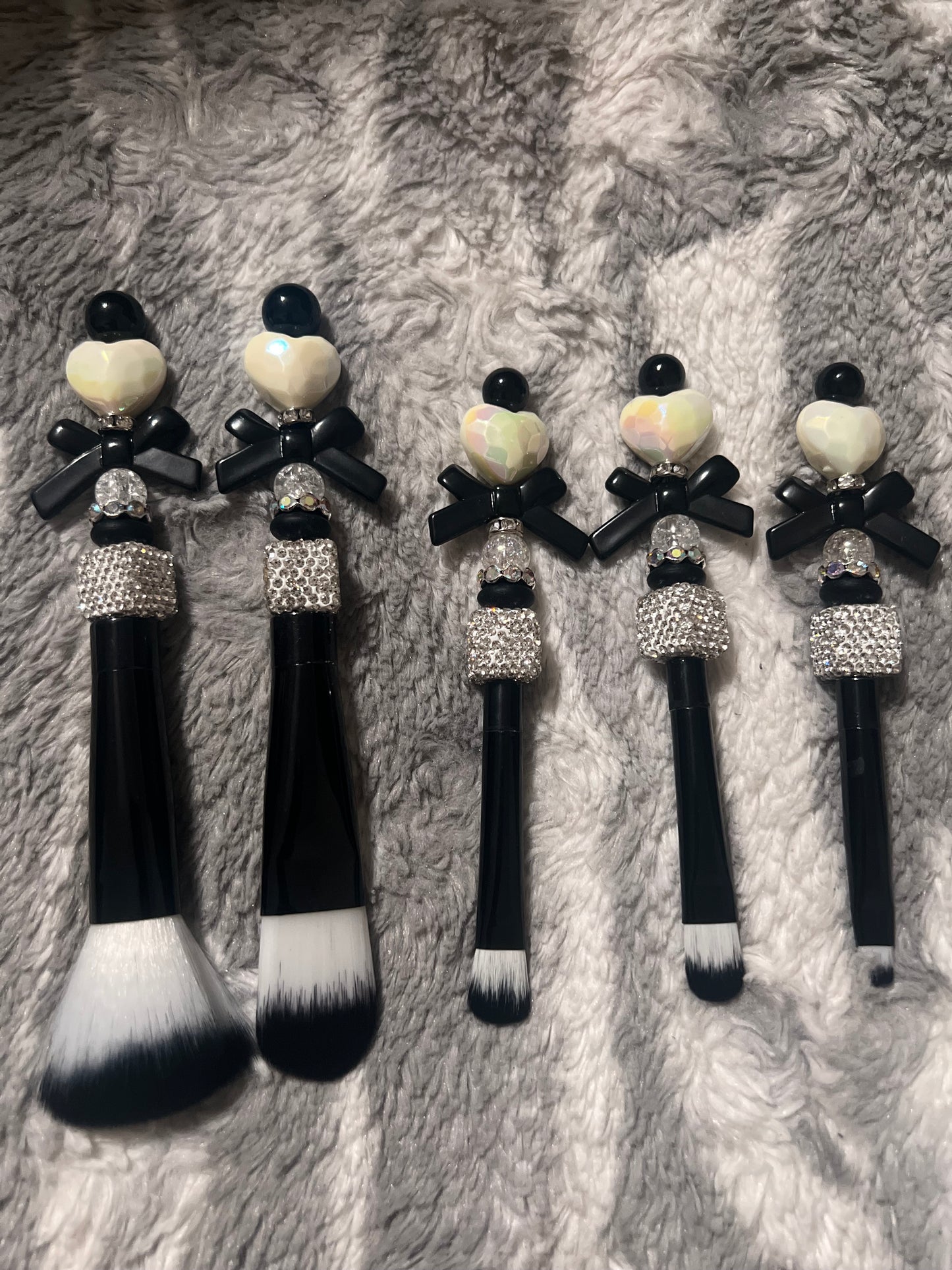 Juego de brochas de maquillaje Affair en blanco y negro