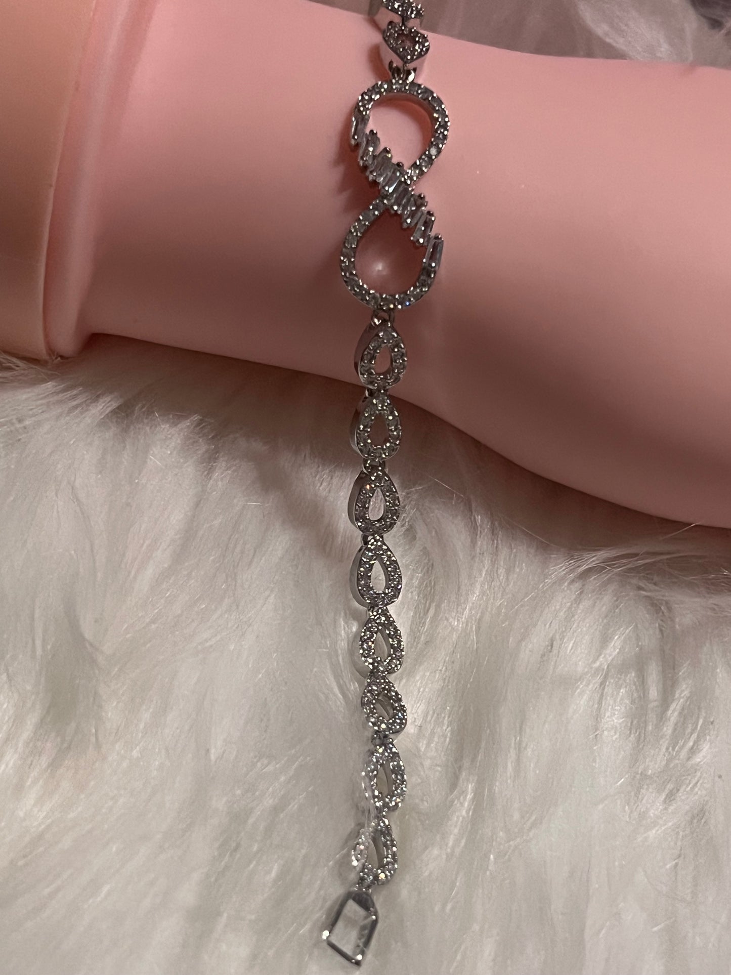 Pulsera de tenis infinita