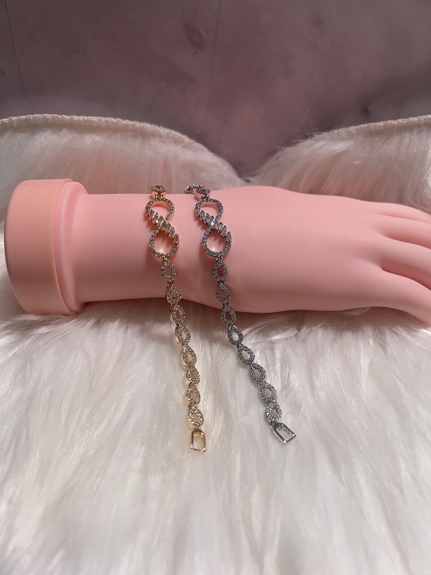 Pulsera de tenis infinita