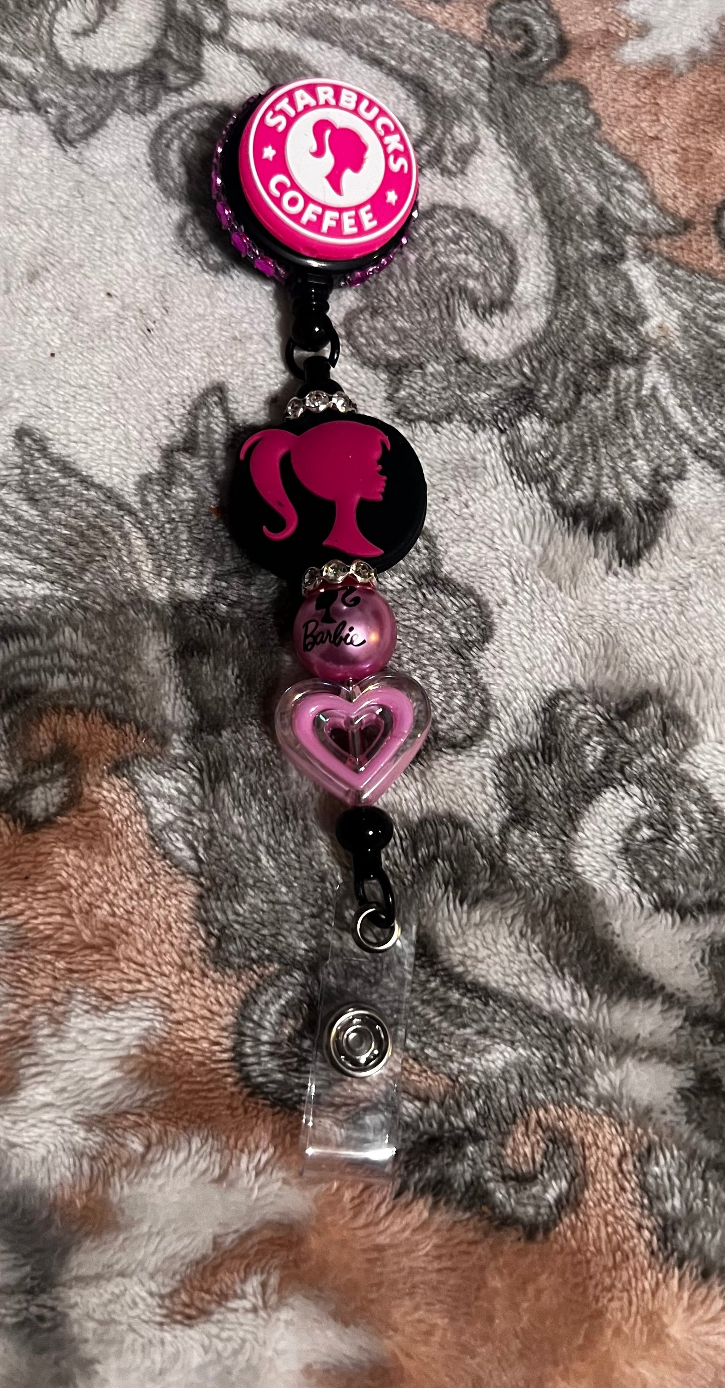 Insignias de cuentas hechas a mano