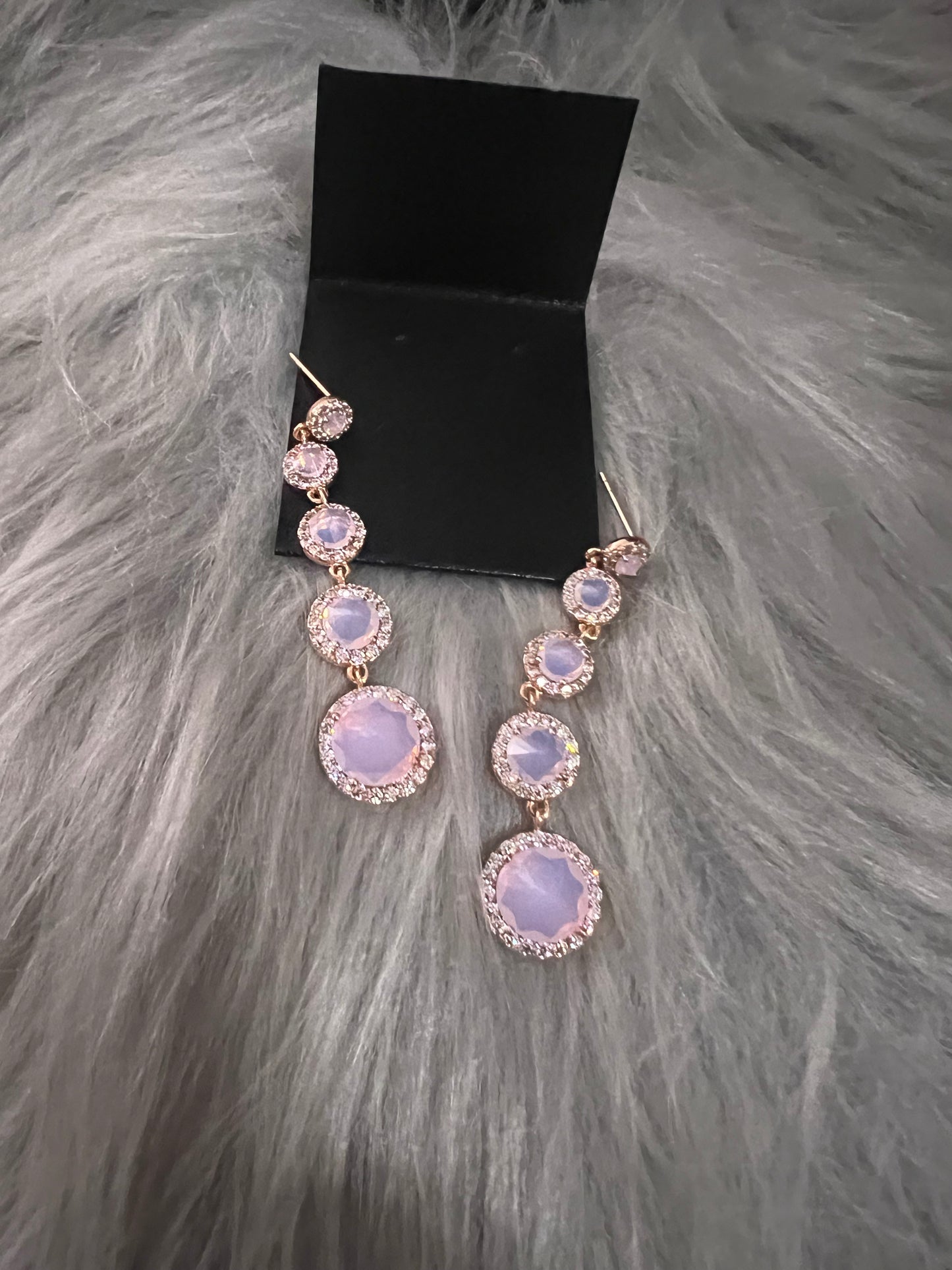 Gotas de color rosa glamurosas