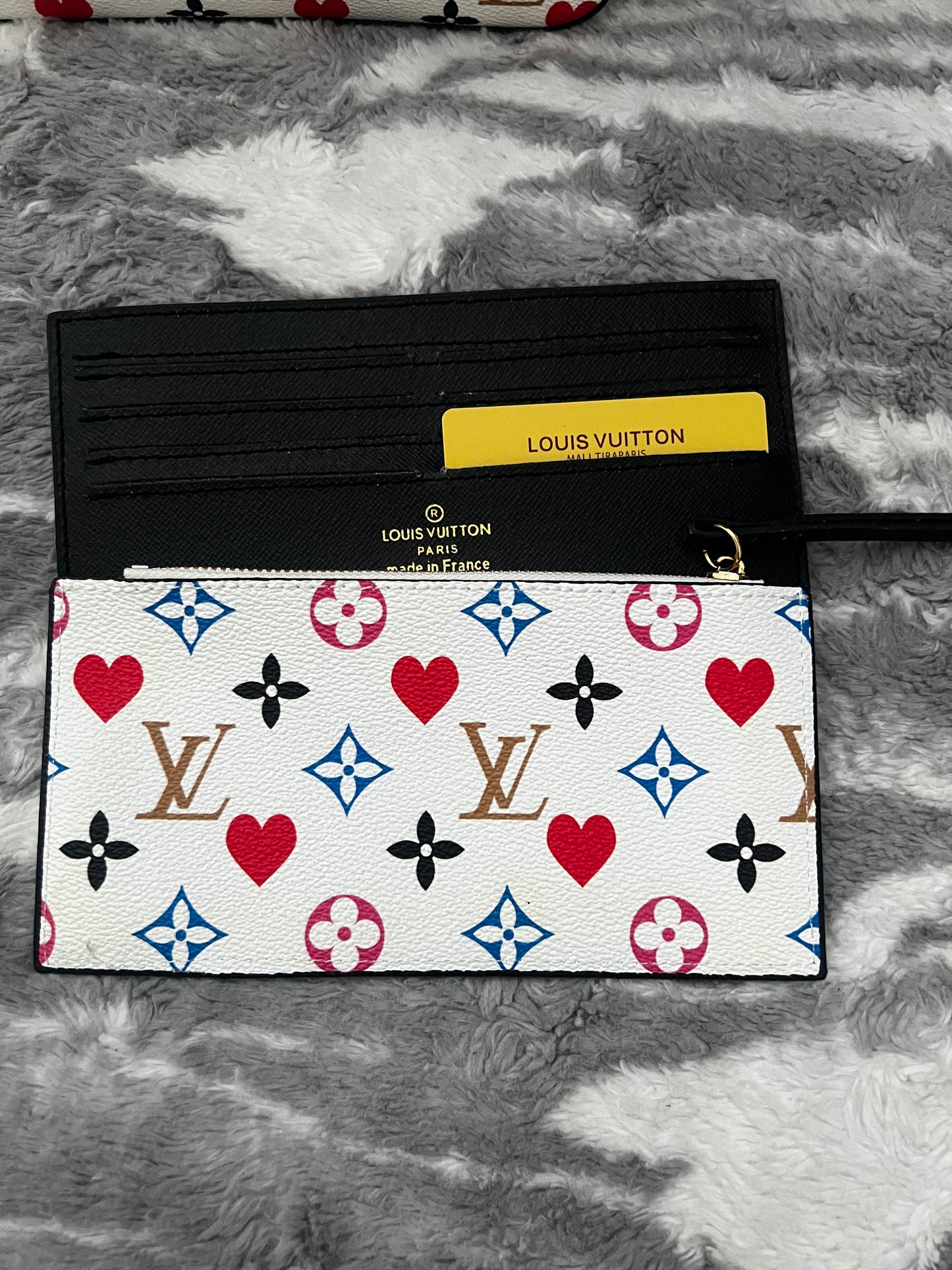 Lucys 5pc Multi Color Pattern LV Bags