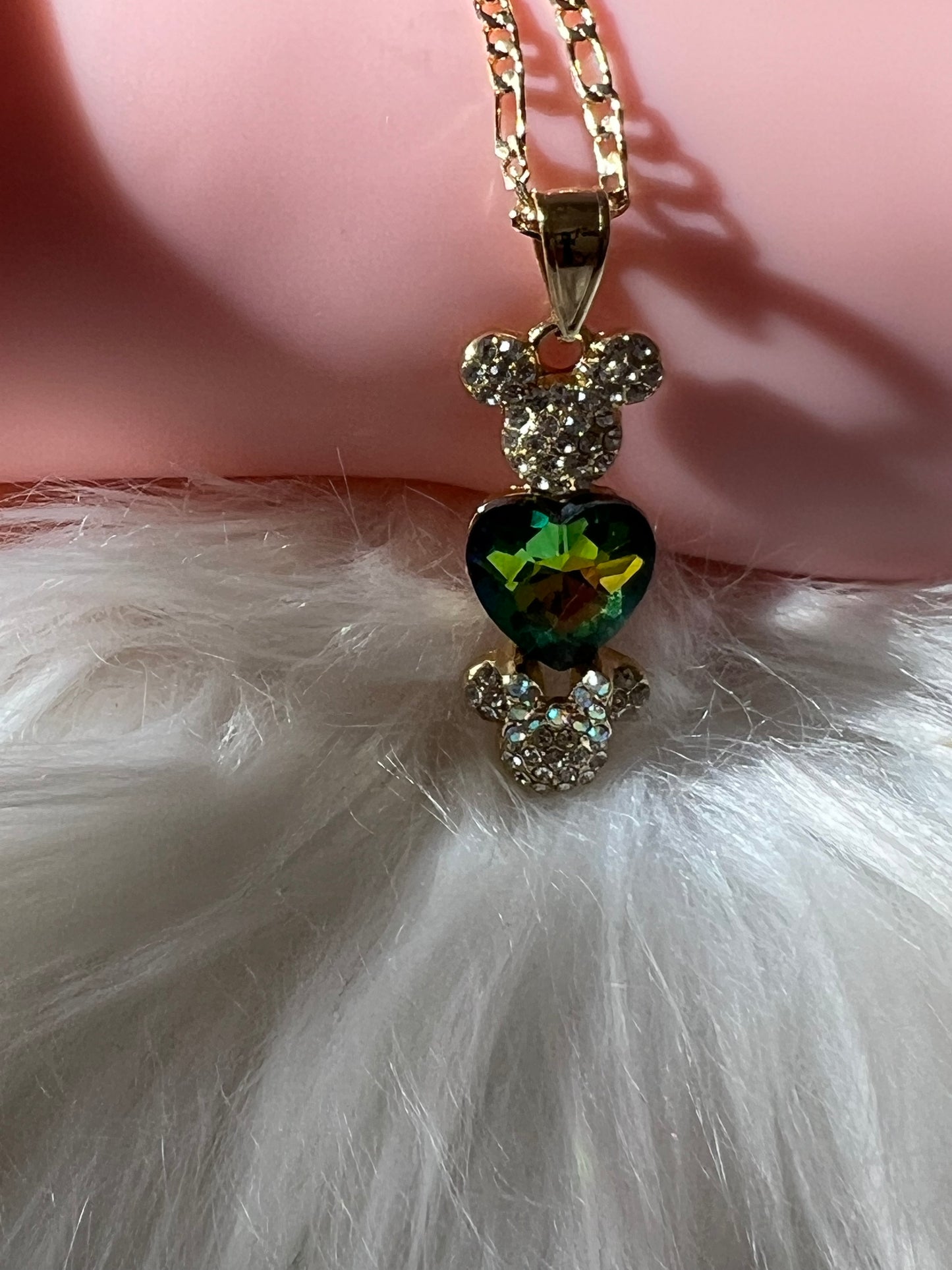 Collar de corazón de Minnie y Mickey dorado