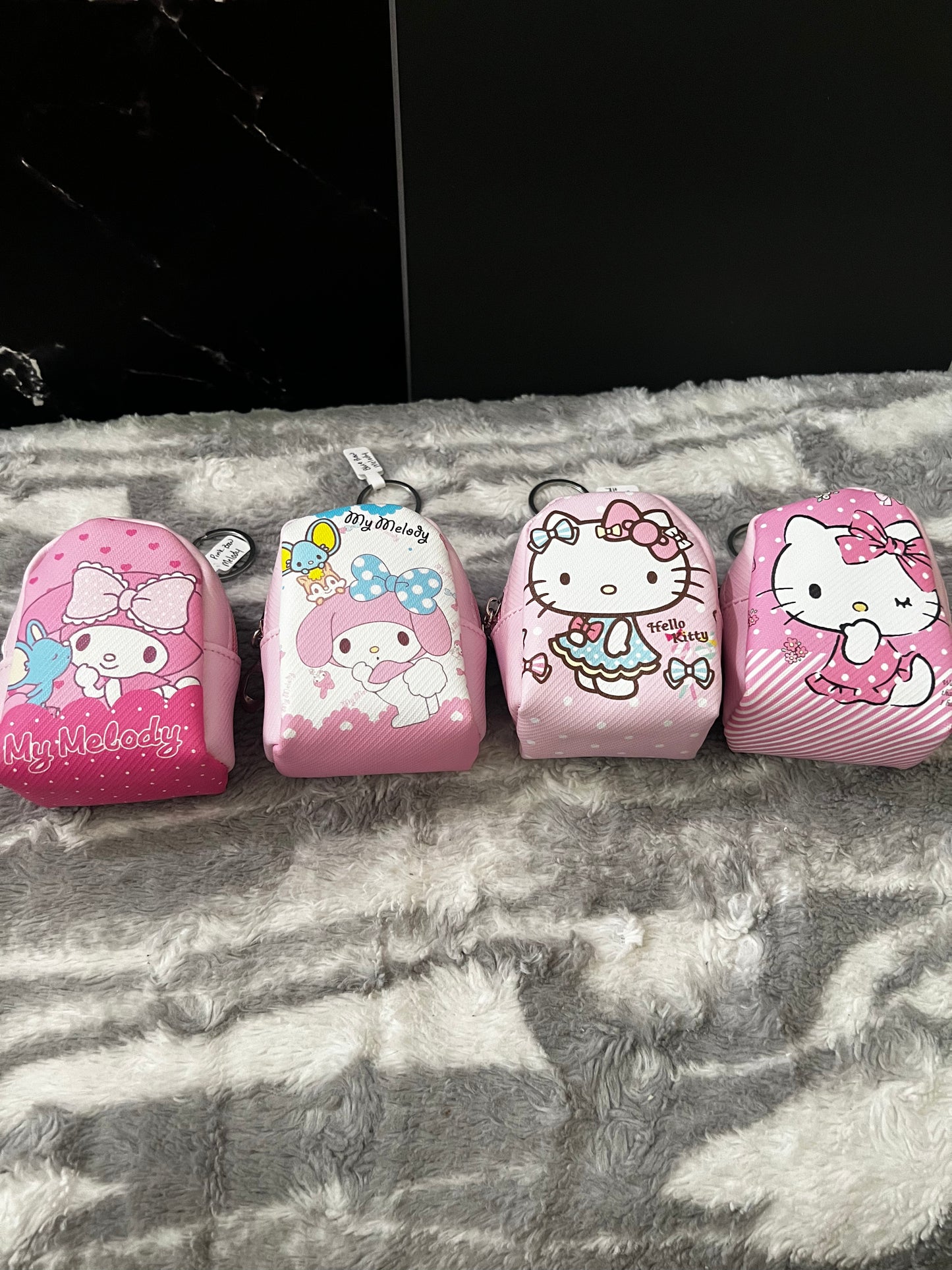 Mini mochilas con llaveros de Sanrio 🎒