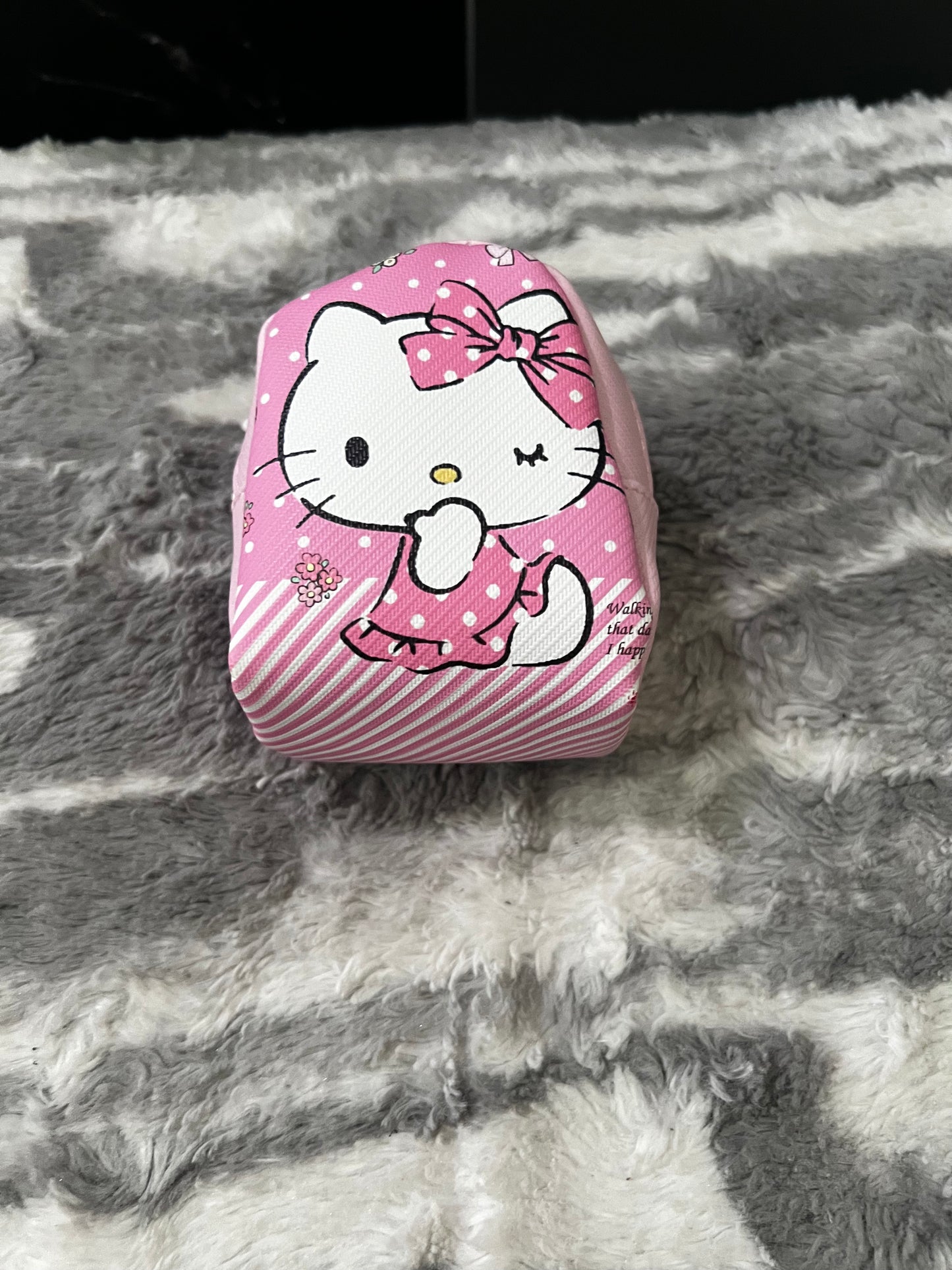 Mini mochilas con llaveros de Sanrio 🎒