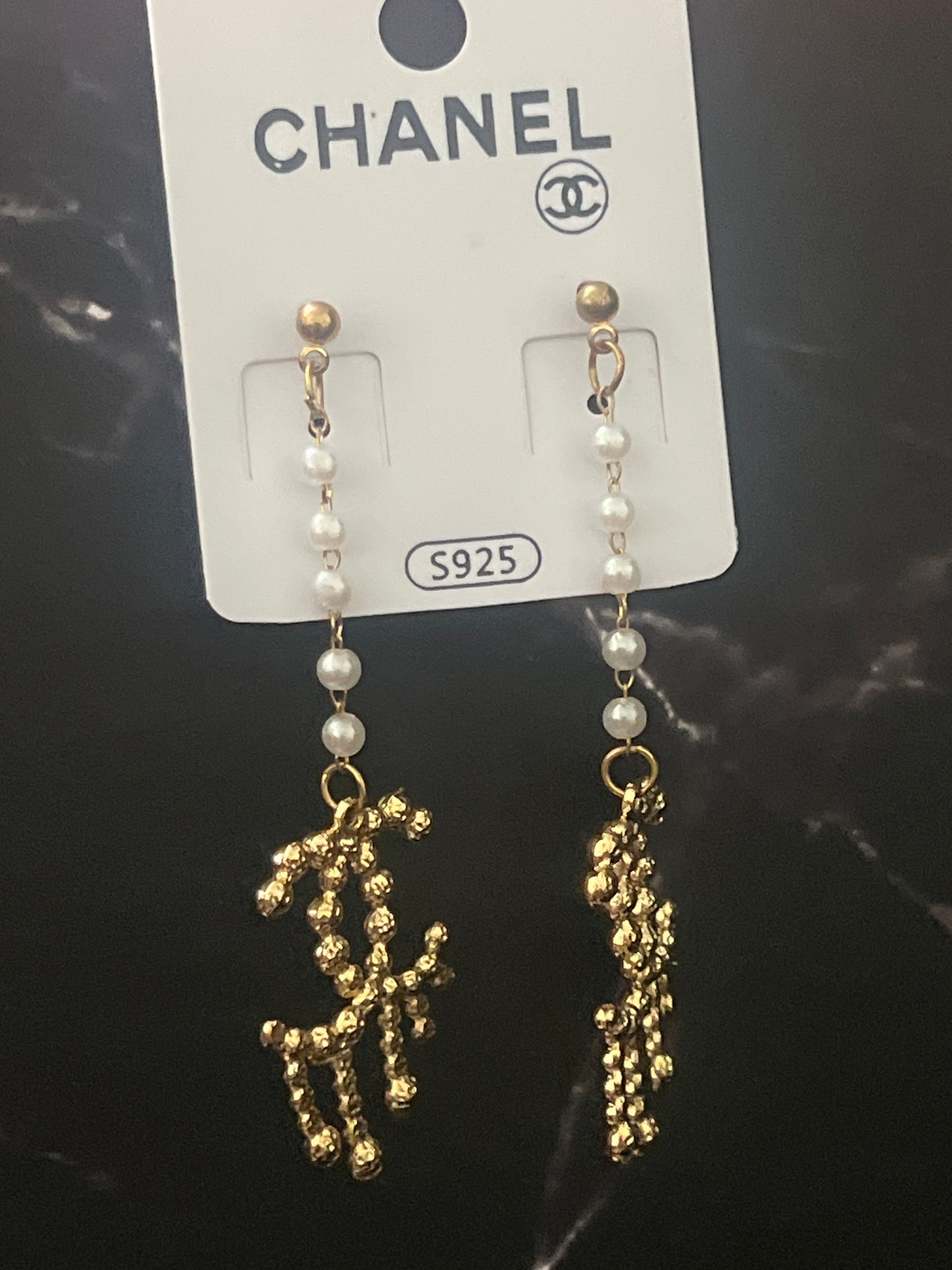 Pearl CC Drip Earrings