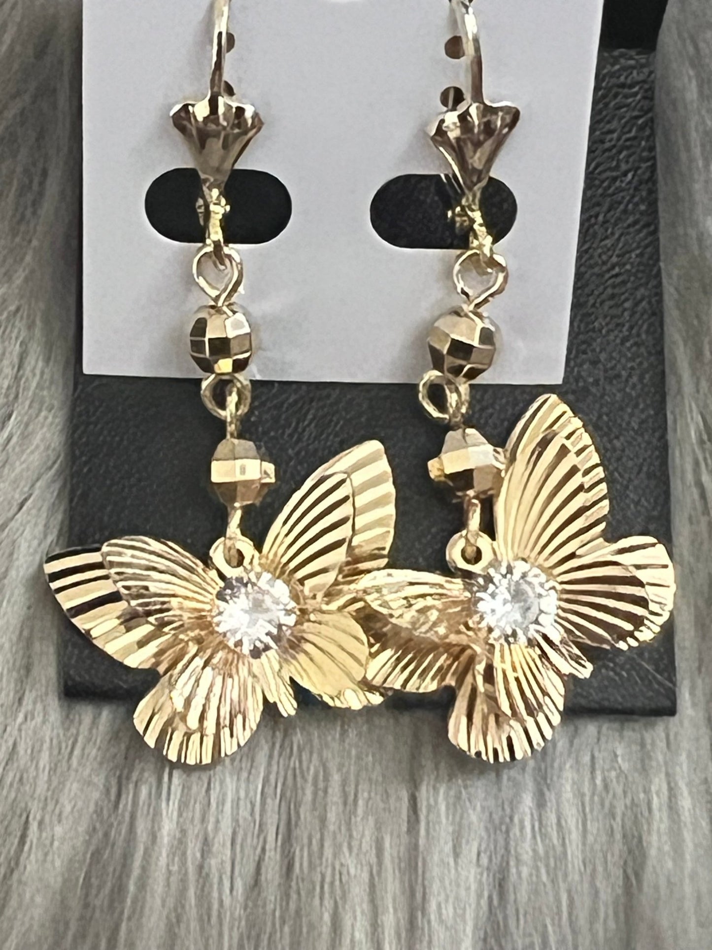 3D Butterfly 🦋 - MOO Jewelry n Accessories Boutique