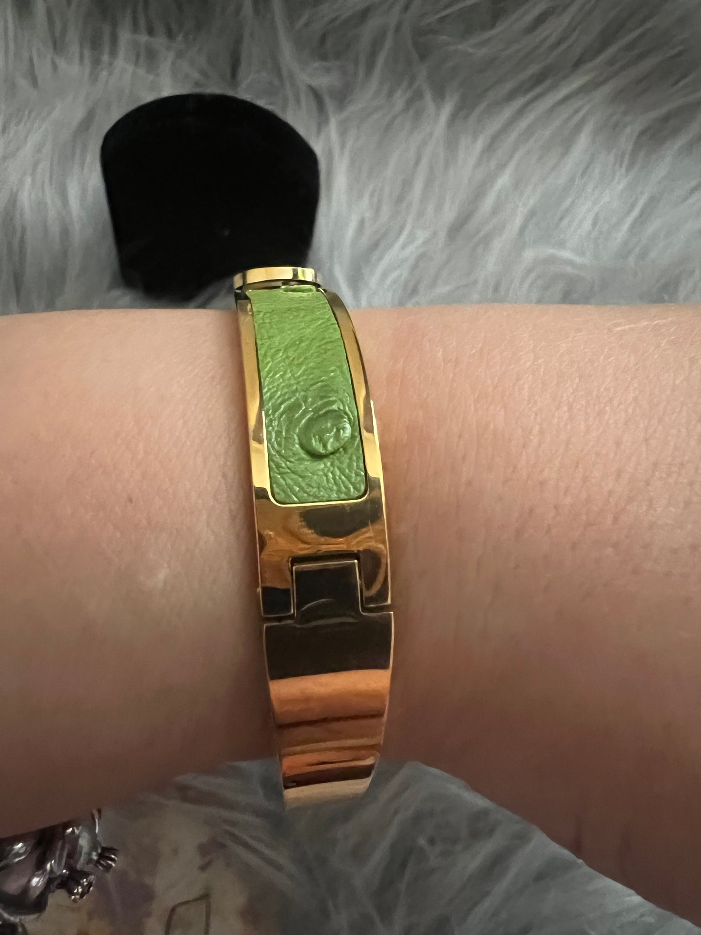 Gold-Tone Stainless Steel Bangle with Green Faux Leather and GG