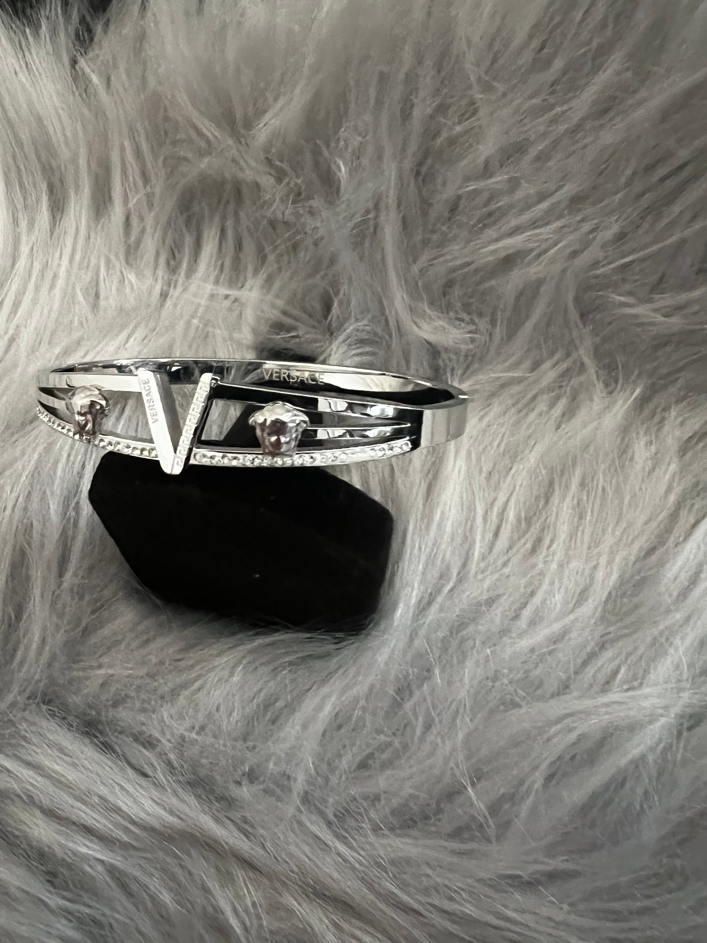 Stainless Steel White Gold Bangle with Unique Details