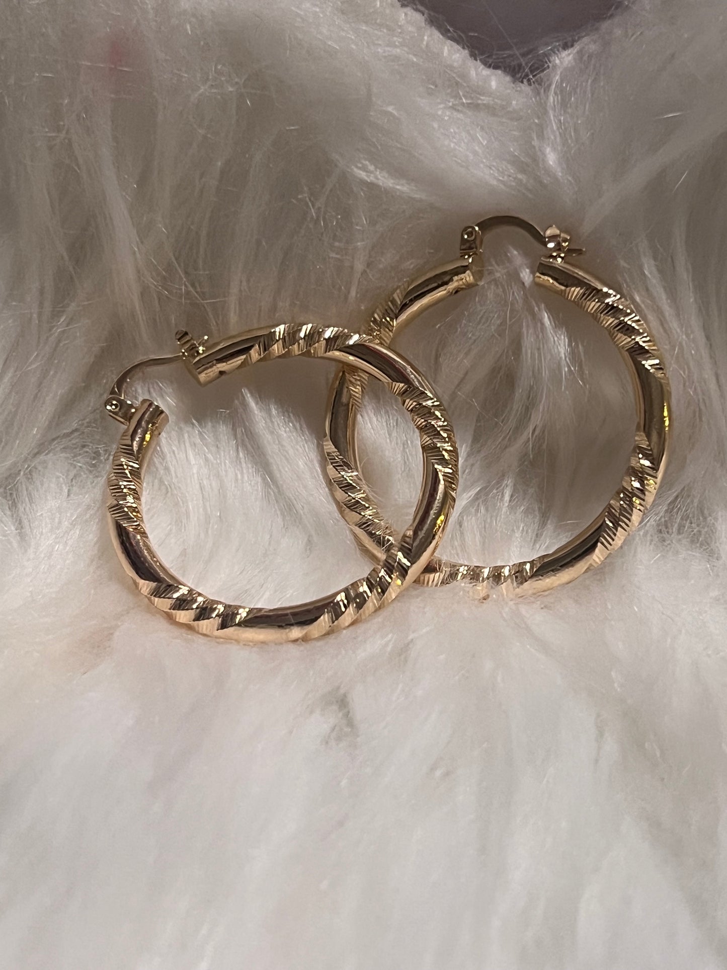 Diamond-Cut Hoop Earrings