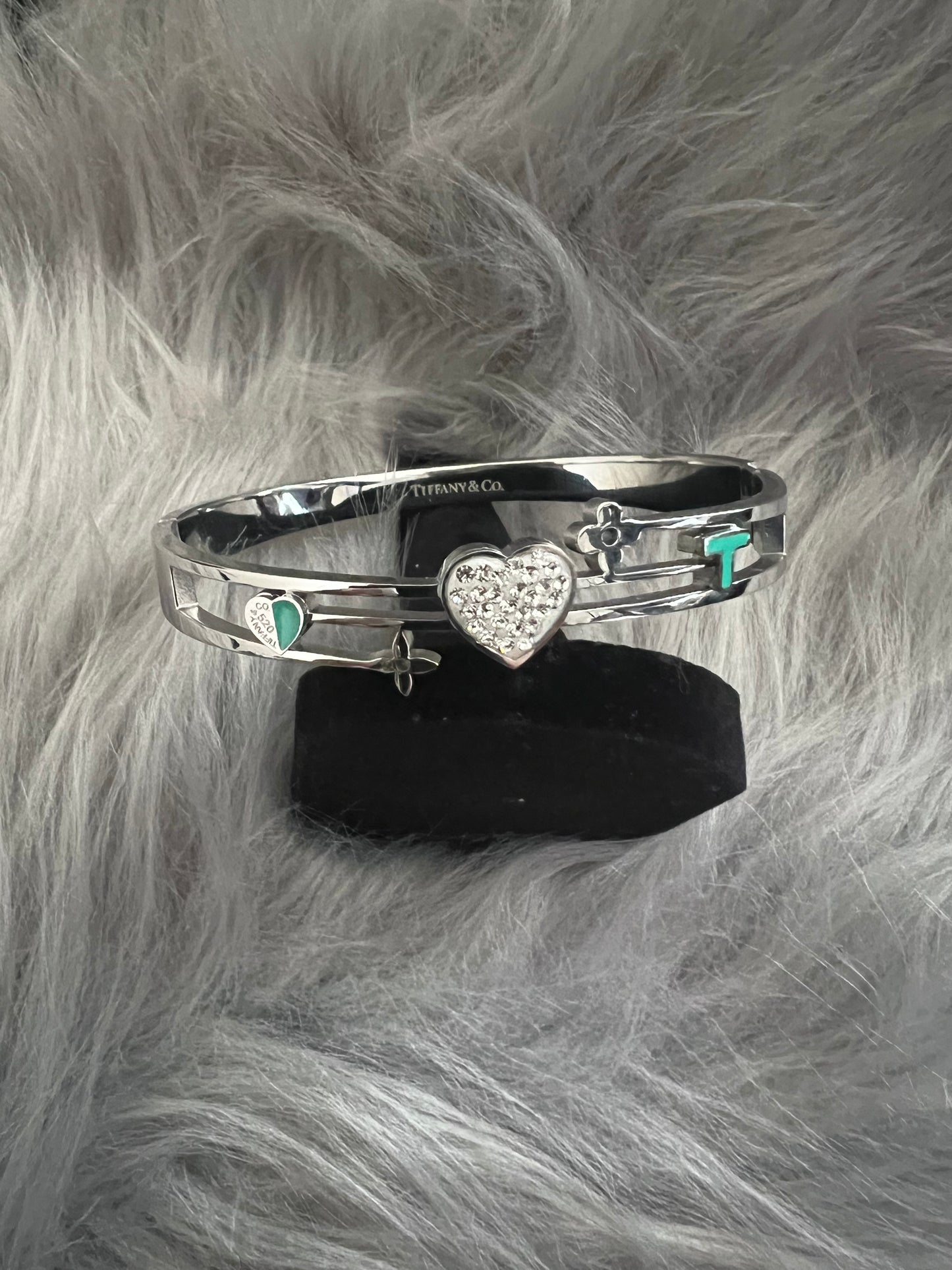 Teal Heart Crystal Bangle