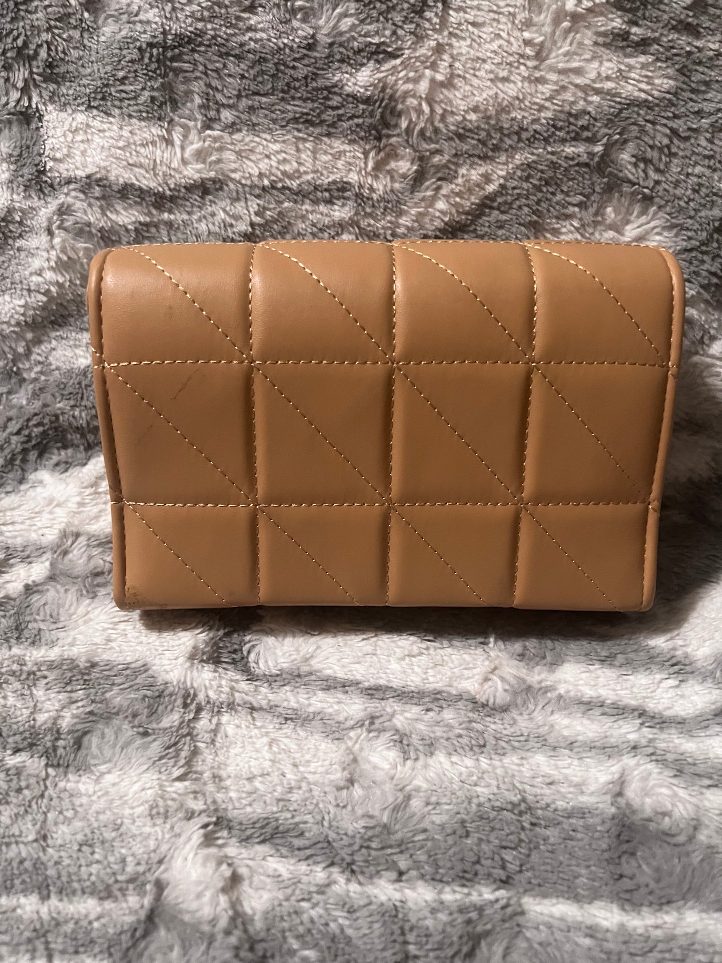 Lily’s Crossbody Bags