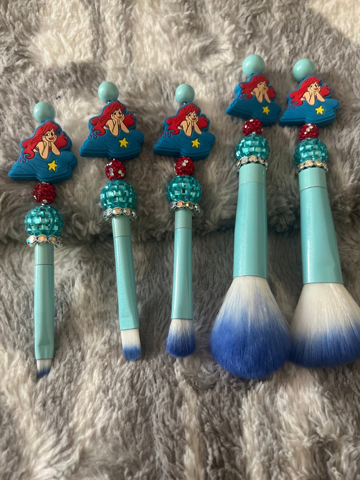 Ariel Makeup Brush Set - MOO Jewelry n Accessories Boutique