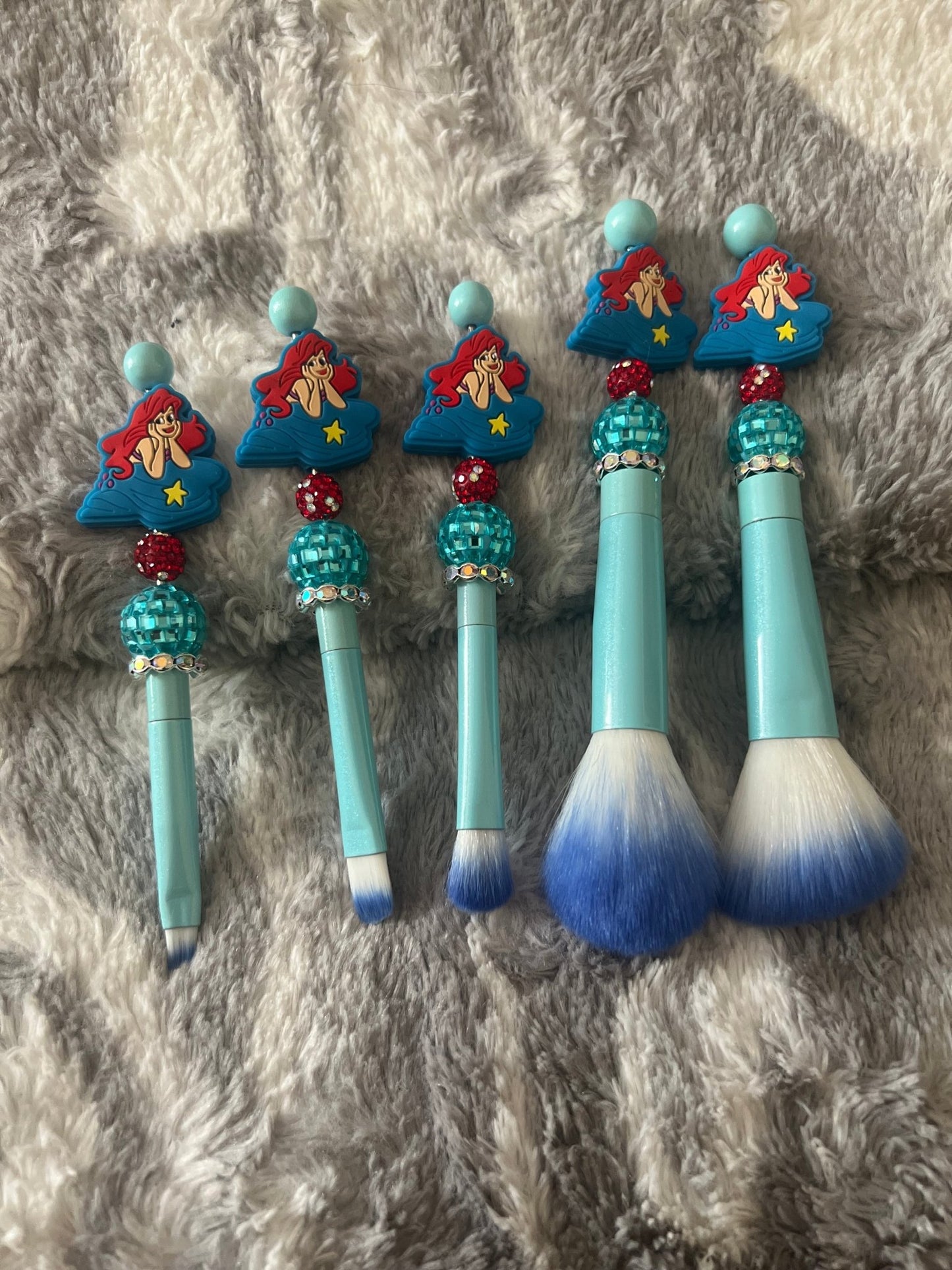 Ariel Makeup Brush Set - MOO Jewelry n Accessories Boutique